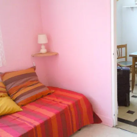 Apartment With 2 Bedrooms In La Bourboule With Wonderful Mountain View Enclosed Garden And Wifi 12 Km From The Slopes * La Bourboule