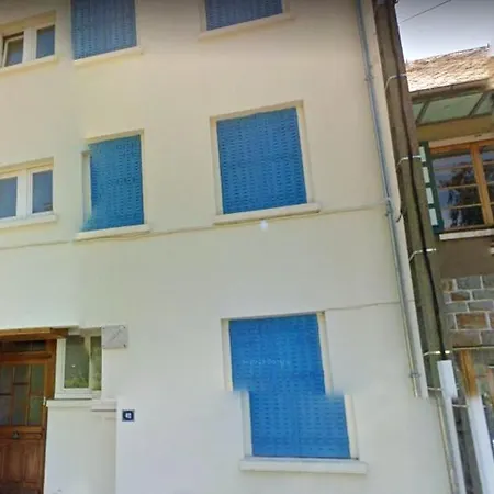 Apartment With 2 Bedrooms In La Bourboule With Wonderful Mountain View Enclosed Garden And Wifi 12 Km From The Slopes *